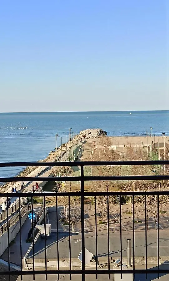 Hotel Crosal Rimini 3*,
