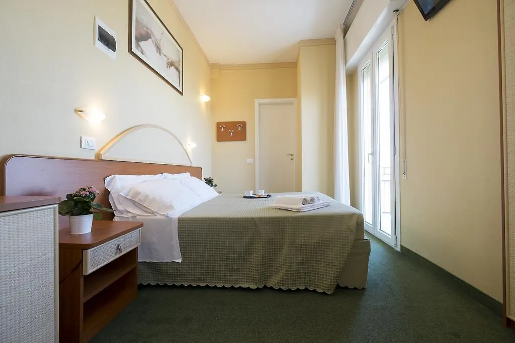 Hotel Crosal Rimini