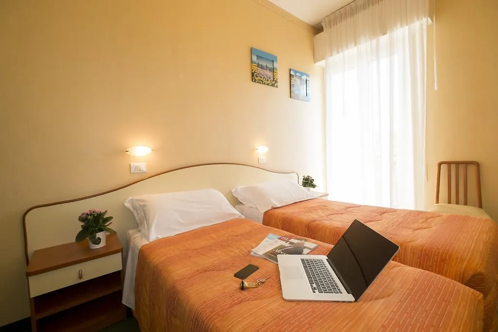 Hotel Crosal Rimini